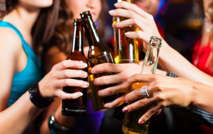 People drinking beer together.